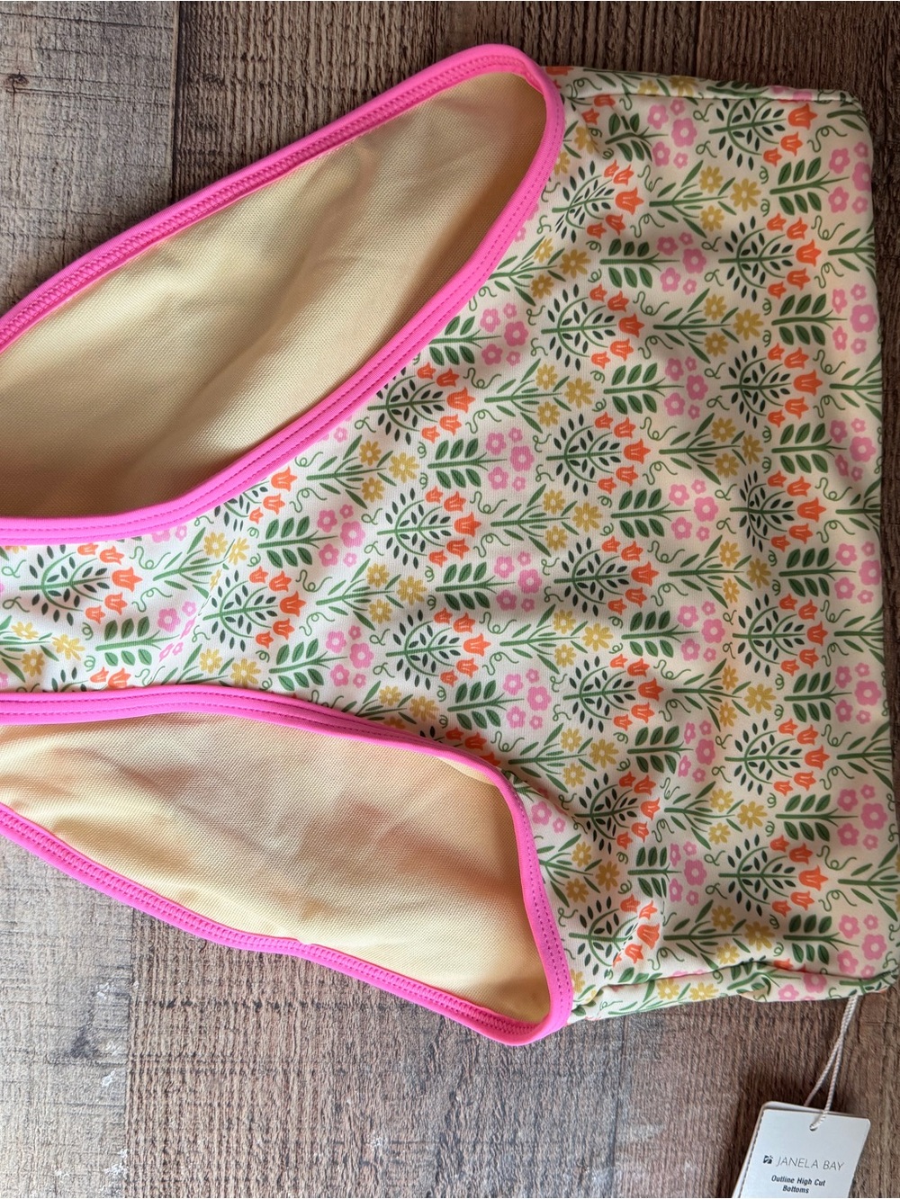 Janela Bay Pink Trim Floral Swim Bottom XSMALL NWT